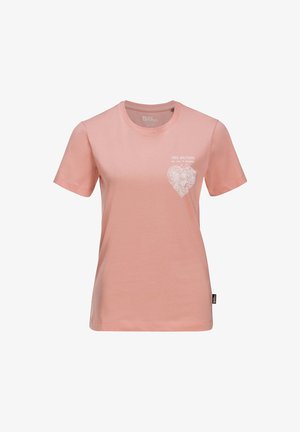 Lichtroze katoenen t-shirt met korte mouwen, ronde hals en een witte hartvormige graphic met een leeuwontwerp op de linkerborst.