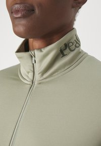 Peak Performance RIDER TECH ZIP JACKET - Sweater met rits - limit green