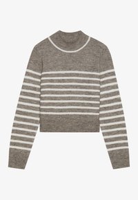 Brunstribet cropped sweater med høj hals. Har vekslende tynde hvide striber på et tekstureret strikket stof. Lange ærmer.