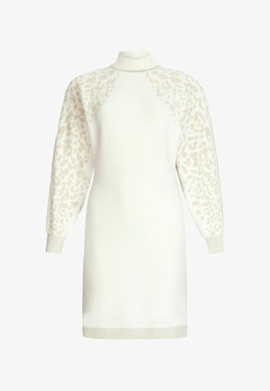 Robe en tricot blanche avec un col montant, des manches beiges à motifs avec un imprimé léopard et des poignets et un ourlet striés texturés.
