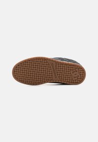 DC Shoes COURT GRAFFIK UNISEX - Tenisky - dark grey/black