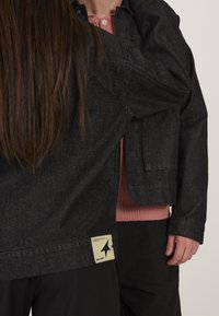 LEGACY STUDIOS UNISEX - Chaqueta vaquera - black
