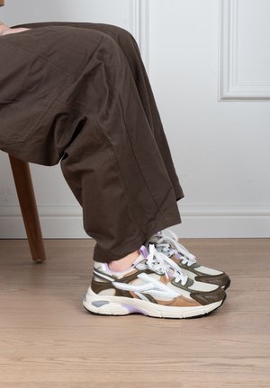 Posh by Poelman, POSH BY POELMAN GINNY DAMEN SNEAKER. - Zapatillas - green with combination