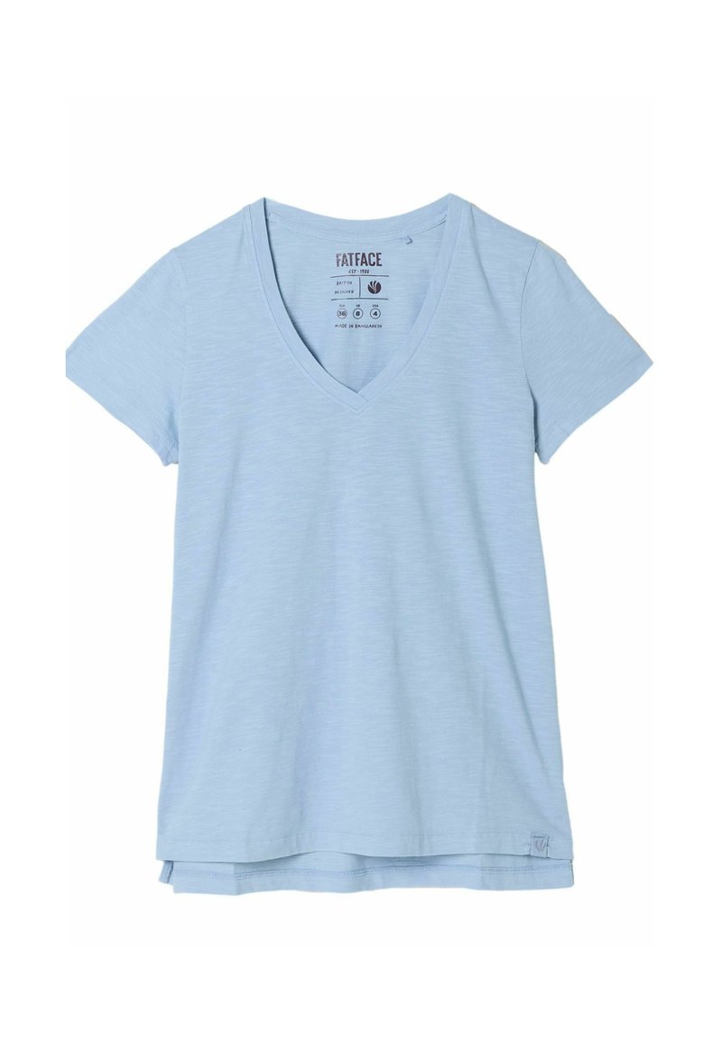 T-shirt bleu clair à manches courtes et col en V avec une texture subtile, affichant l'étiquette de la marque « FatFace » et les détails de la taille à l'intérieur du col.