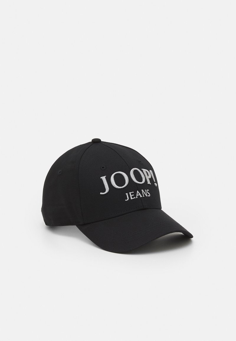Casquette de baseball noire avec visière courbée et texte brodé blanc "JOOP! JEANS" sur le panneau avant.