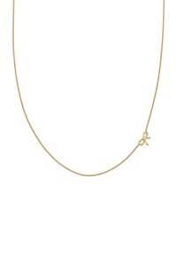 Guldkæde med et fint, snoet design. Har en lille, dekorativ sløjfeaccent nær midten. Glat og shiny finish.