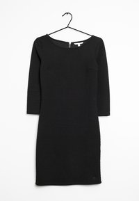 Schwarzes gestricktes Kleid mit Rundhalsausschnitt, dreiviertel langen Ärmeln und feinem Strukturmuster. Wird hinten mit einem Reißverschluss geschlossen.