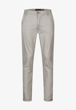 Lysebeige slim-fit herrebukser med forreste knap og lynlås, bærestropper og sidelommer, vist på en hvid baggrund.