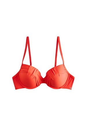 Roter gepolsterter BH mit Bügel und dünnen verstellbaren Trägern, mit leichten Falten an den Cups und einer glatten Stoffoberfläche.