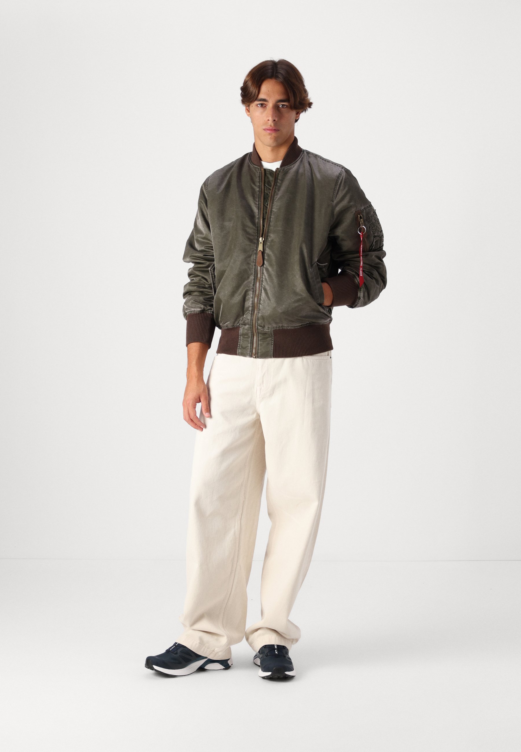 Alpha Industries VINTAGE - Bomber Jacket - mud olive/olive