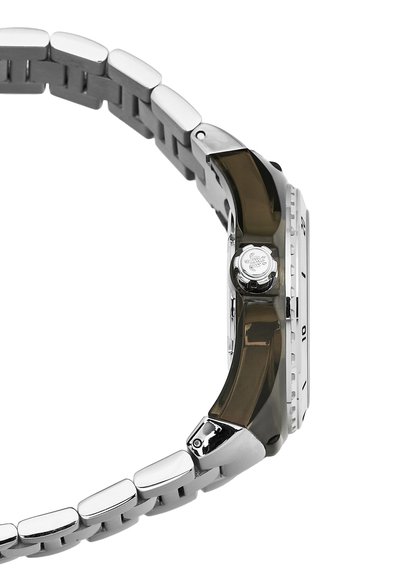 Silberner Edelstahl-Armbanduhr mit rechteckigem Gehäuse, dunklen braunen transparenten Elementen und einem Gliederarmband-Design. Verfügt über eine Krone und klare Markierungen.