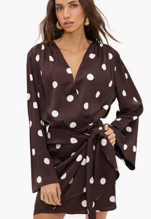 LOAVIES, CROWN OF CONFIDENCE - Robe de jour - dots big brown dark