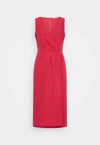 Vestido vermelho sem mangas com um decote em V profundo, design envolvente, saia plissada e fecho de zíper nas costas. Textura suave e comprimento até à metade da panturrilha.