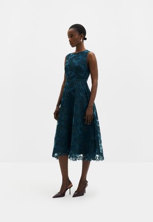 Malina, ELIN ROUND NECK MIDI DRESS - Robe de soirée - teal