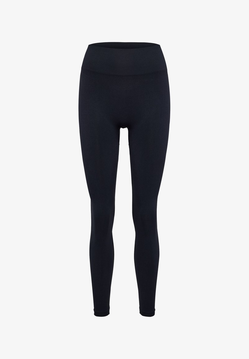 Leggings noirs en tissu extensible, avec une taille haute et une texture lisse, ayant une coupe ajustée qui se resserre aux chevilles.