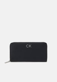 Calvin Klein - DAILY LARGE ZIP AROUND WALLET - Lompakko -  black Pienoiskuva 1