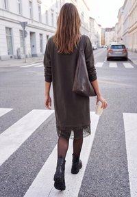 Mini Machine Robe Street One Studio MINI DRESS WITH LACE DETAILING AT THE HEM - Robe ...