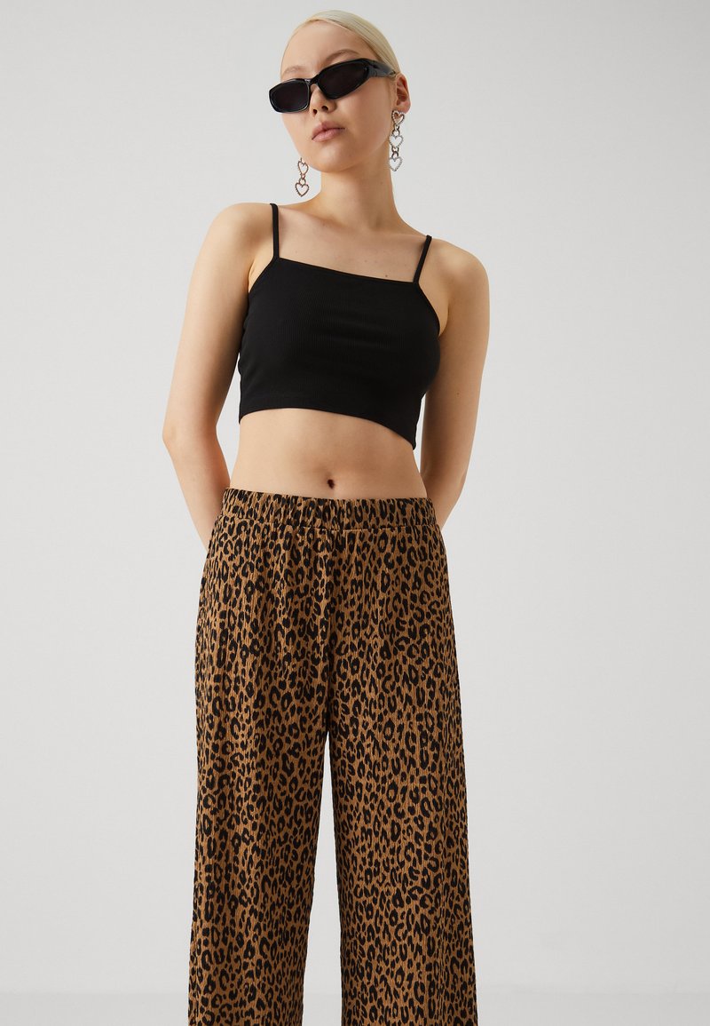 ONLY ONLGLENDA - Stoffhose - cartouche/beige - Zalando.de