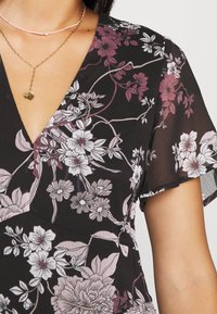 Vero Moda Vardagsklänning - black