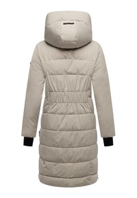 Wattierte Jacke in hellbeige, mit Kapuze, elastischem Bund und kontrastierenden schwarzen Bündchen. Hat eine gesteppten Textur und eine Länge bis zur Mitte des Oberschenkels.