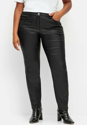 Sheego, SCHMALE BESCHICHTETE - Trousers - schwarz