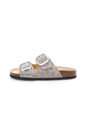 Bata CON DOPPIA FASCIA DA BATA - Ciabattine - beige