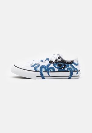 CHUCK TAYLOR ALL STAR OCTOPIRATE PRINT - Sneakers basse - white/dark marina blue/black