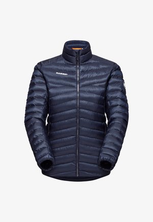 Marineblauer isolierter Pufferjacke mit horizontalem Steppmuster, hohem Kragen, Reißverschluss und Logo auf der Brust. Verfügt über elastische Bündchen.