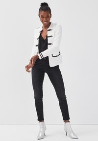 Cache Cache MIT KNÖPFEN - Blazer - ecru