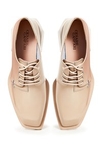 Cesare Gaspari Šněrovací boty - beige