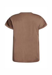 Braunes Baumwoll-T-Shirt mit kurzen, gerollten Ärmeln, einem abgerundeten Ausschnitt und einer lässigen Passform. Der Stoff wirkt weich und hat eine glatte Textur.