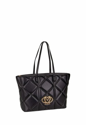 Borsa tote in pelle trapuntata nera con manici doppi, placca con logo Love Moschino in oro sul fronte e chiusura con zip superiore.