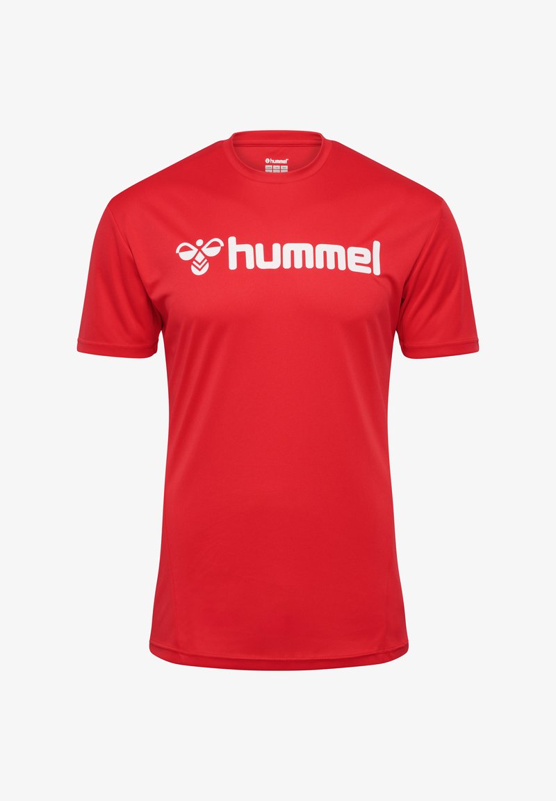 Rød sports T-shirt lavet af letvægtsstof, med rund hals og korte ærmer, og et stort hvidt "hummel" logo på forsiden.