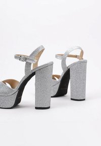 LIMMA VALENT - Sandalias de tacón - silver
