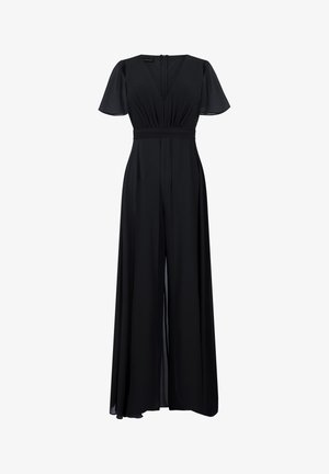 Abito lungo nero con scollo profondo a V, maniche corte svolazzanti, vita cinchata e gonna ampia e fluente.