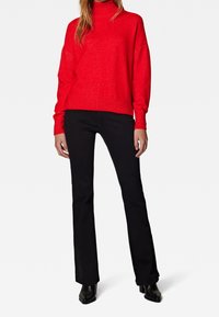 Mavi Sweter