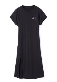 Vestido negro de manga corta con puños enrollados, hecho de una tela suave, que presenta una abertura lateral y un pequeño detalle gráfico de texto en la parte frontal.