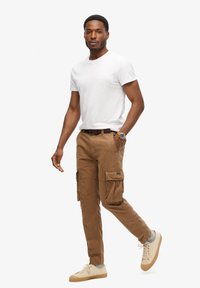 Superdry & Co - Bojówki