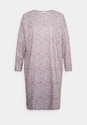 Vestido de mangas longas com um padrão de riscas de tigre em azul claro e castanho, feito de um tecido macio com um corte descontraído e decote redondo.