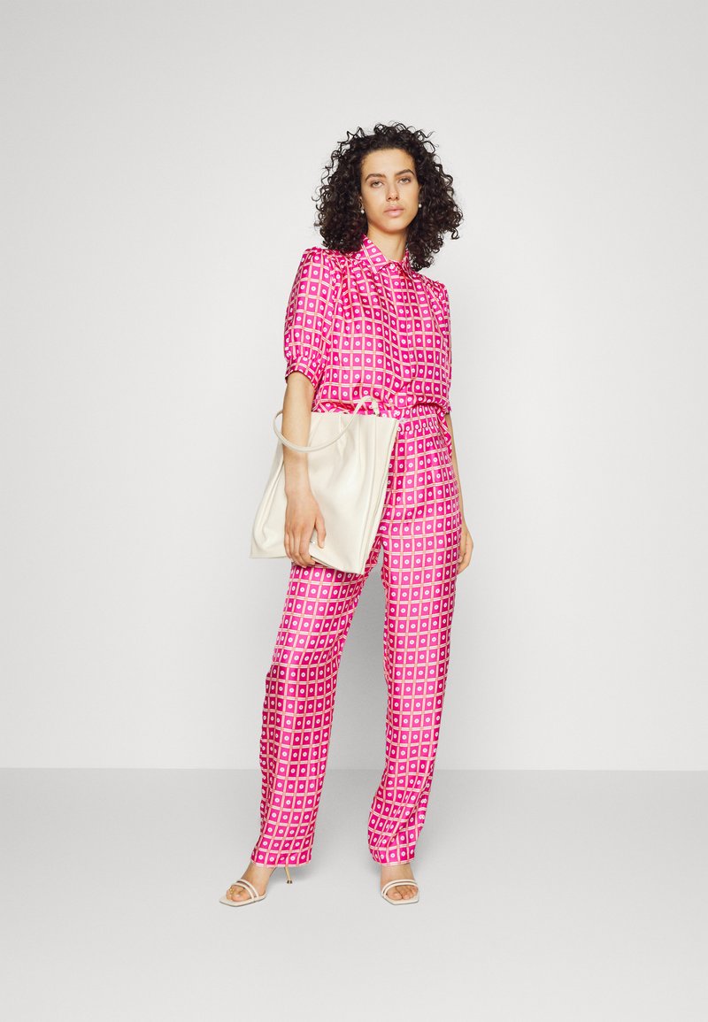 Damen Kleider | Lisou SALOME Stoffhose fuschia/pink - UK20209 Damen Kleider | Lisou SALOME Stoffhose fuschia/pink - UK20209