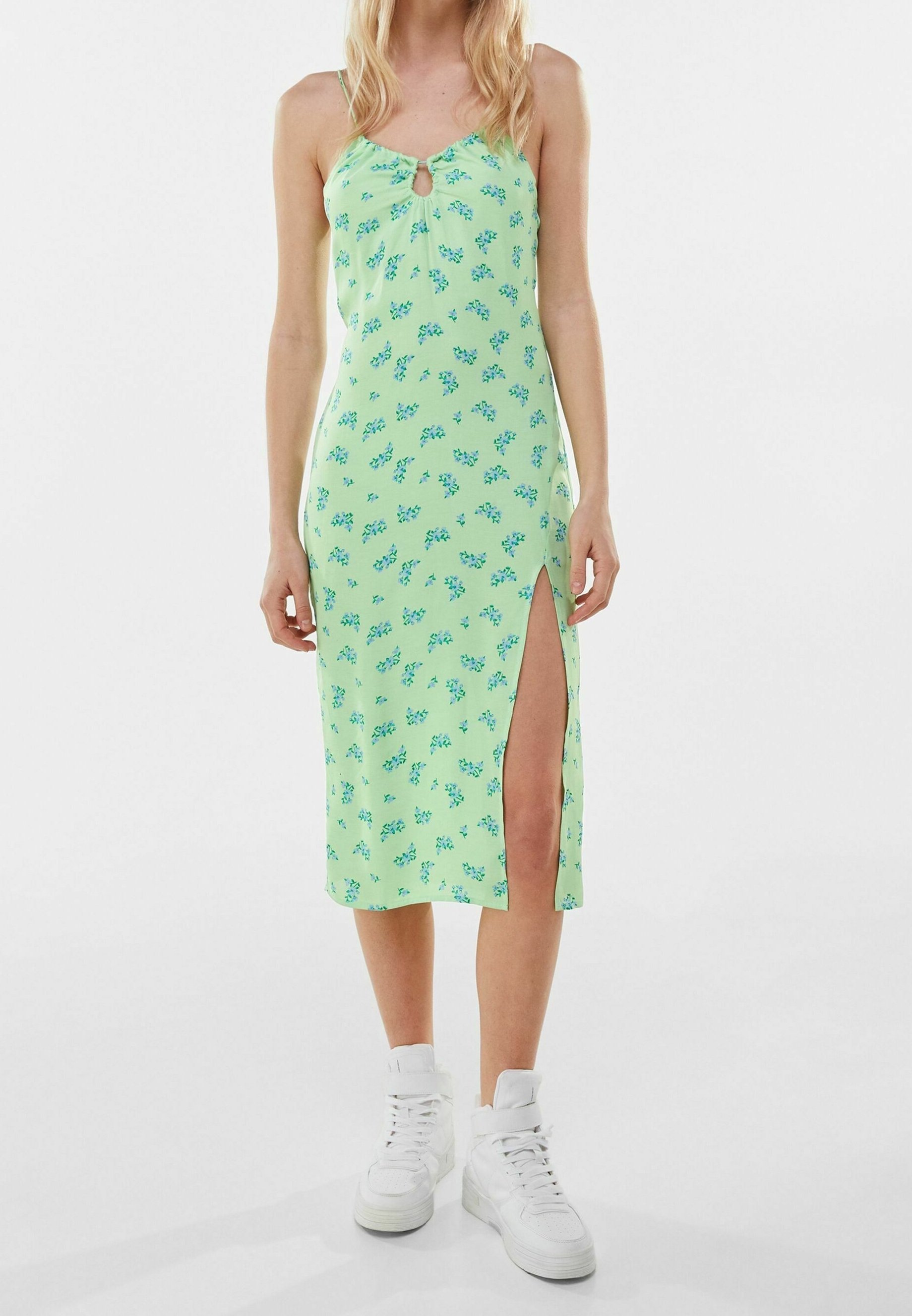 Bershka Day dress - green - (Pre-owned) - Zalando.ie