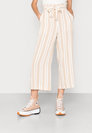 VIRASHA NEW CROPPED PANT - Pantaloni - cloud dancer cement