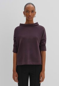 someday. UMIKA - Sweater - plum