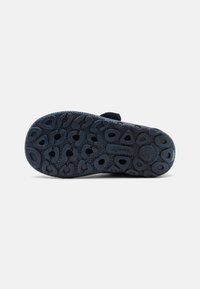 Superfit HAPPY OCTI UNISEX - Šlepetės - dunkelblau