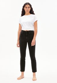 ARMEDANGELS LEJAA - Vaqueros slim fit - breezy black