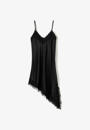 Fekete szatén spagetti pántos top, állítható pántokkal, csipkedíszítéssel a nyakkivágásnál és aszimmetrikus szegéllyel, csipkebetéttel.