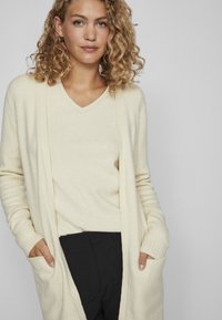 VILA VIRIL OPEN  - Vest - birch