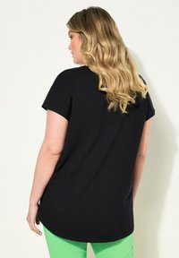 MIAMODA Triko s potiskem - black