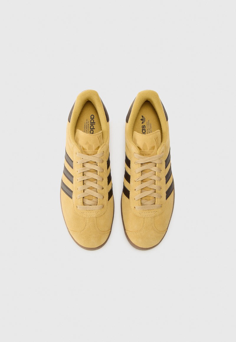adidas gazelle silver green womens adidas Originals Gazelle Spikeless Golf Shoes - Gold/White/Better Scarlet -  JS1896 - Function18