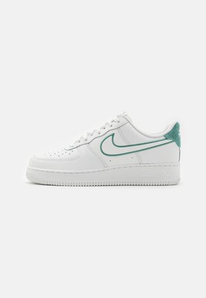 Nike Sportswear, AIR FORCE 1 '07, biały